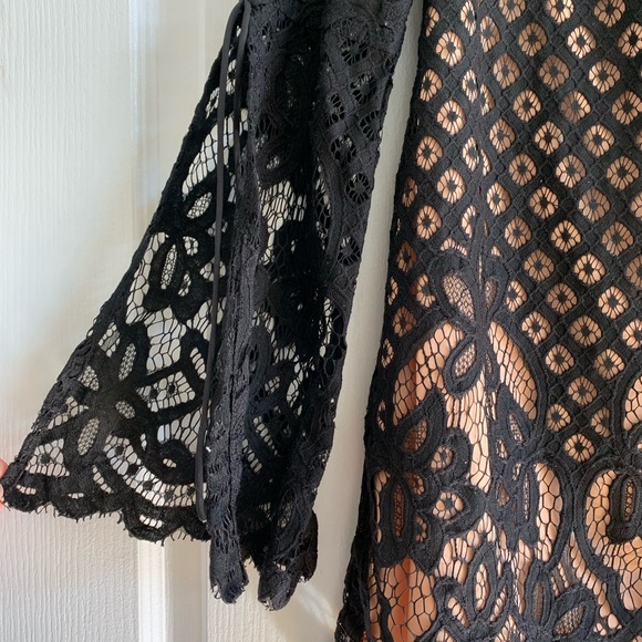 TOBI Shift Dress - Picture 5 of 5